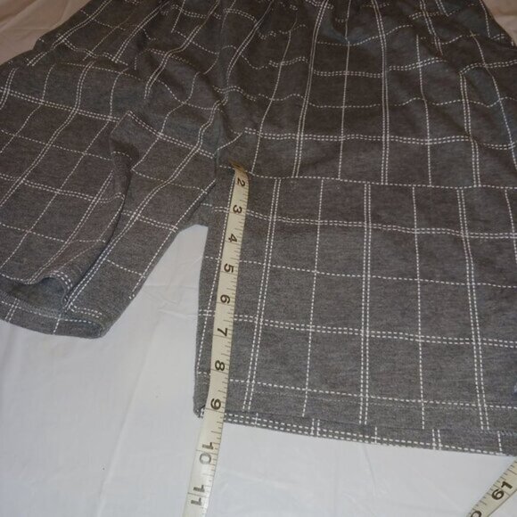 Shein mens window pane gray/white lounge shorts size medium - Picture 4 of 6